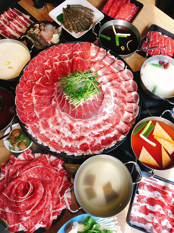 鬥牛士二鍋-桃園ATT筷時尚店-壽喜燒-吃到飽-小火鍋 @跟著Julie一起走吧