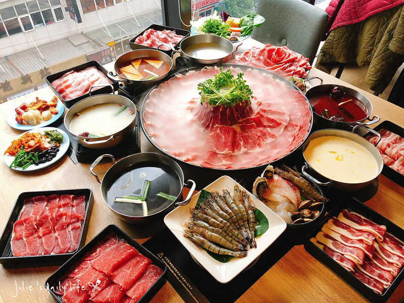 鬥牛士二鍋-桃園ATT筷時尚店-壽喜燒-吃到飽-小火鍋 @跟著Julie一起走吧