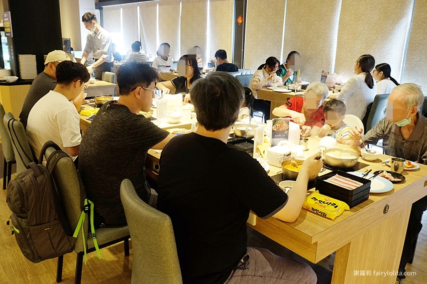 鬥牛士二鍋（桃園食尚店）。挑戰全台最便宜壽喜燒，一人只要328元吃到飽，超過百種食材任你挑！ @蹦啾♥謝蘿莉 La vie heureuse