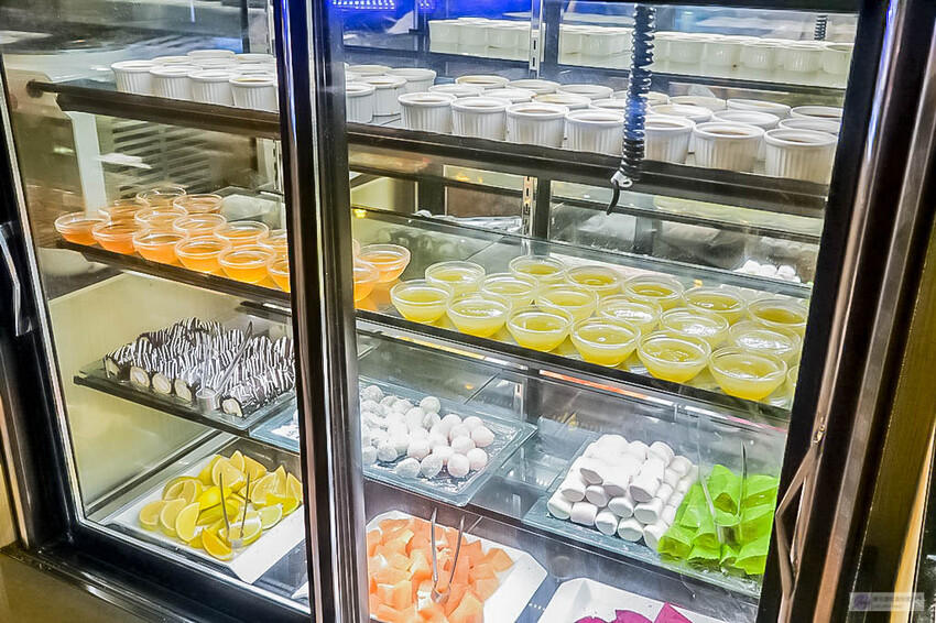 桃園火鍋吃到飽推薦!鬥牛士二鍋大仙肉盤超狂,平日午餐388元吃到飽。