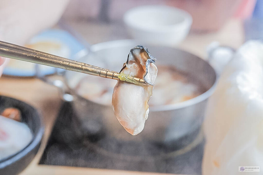 桃園火鍋吃到飽推薦!鬥牛士二鍋大仙肉盤超狂,平日午餐388元吃到飽。