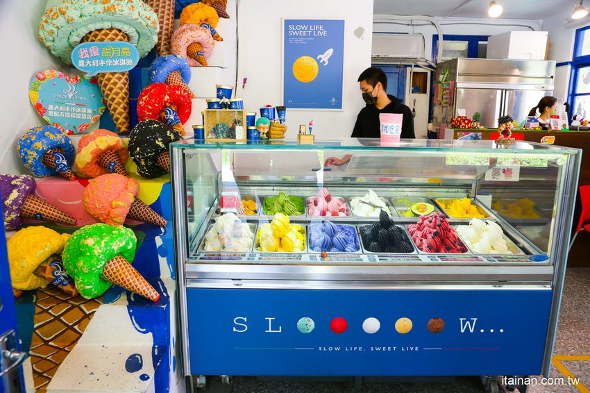超吸睛!!審計新村超美打卡點，好吃好玩好拍!!『Dolce Luna甜月亮義大利手作冰淇淋』 - 台南好Food遊
