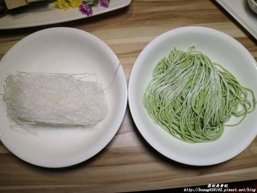 IMG_7701.JPG IMG_7701.JPG