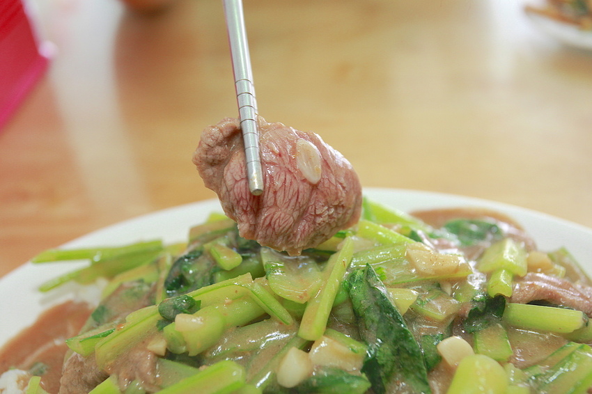 IMG_0380.jpg IMG_0380.jpg