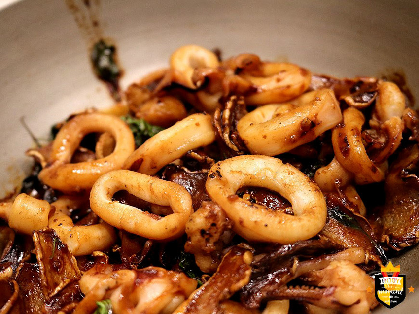 台南日本料理x熱炒／嚴選頂級日本種鰻／外銷日本4尾1公斤規格／老饕必點隱藏版菜色／當季新鮮食材／價格實在CP值高