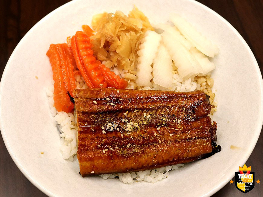 台南日本料理x熱炒／嚴選頂級日本種鰻／外銷日本4尾1公斤規格／老饕必點隱藏版菜色／當季新鮮食材／價格實在CP值高