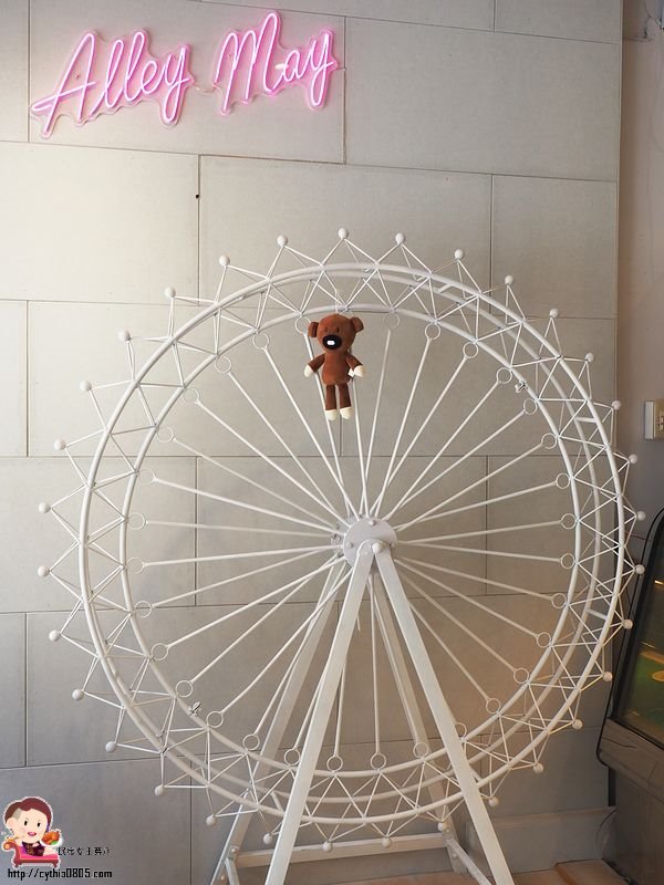 桃園中壢美食-Alley May 五月巷-健行科大溫馨小店，餐點好吃還有隱藏版仙氣拍照區 @民宿女王芽月-美食.旅遊.全台趴趴走