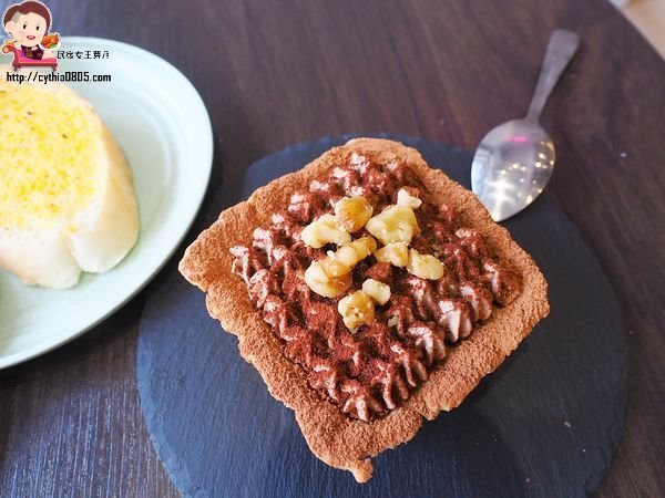 桃園中壢美食-Alley May 五月巷-健行科大溫馨小店，餐點好吃還有隱藏版仙氣拍照區 @民宿女王芽月-美食.旅遊.全台趴趴走