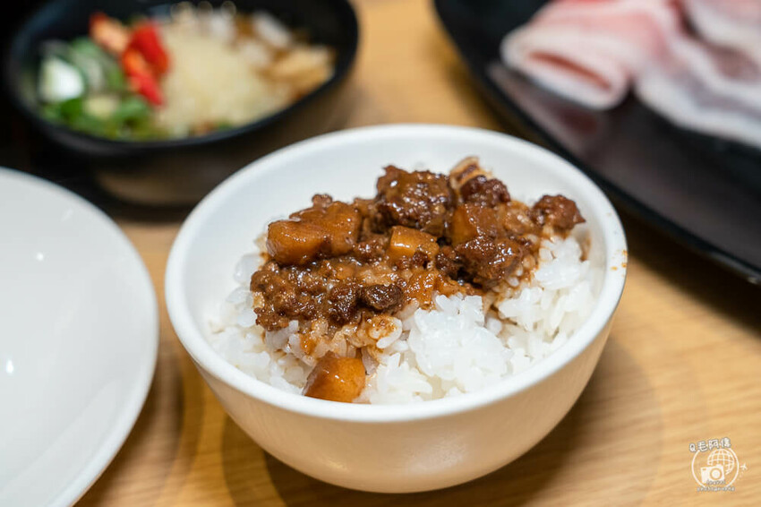 台中市北區肉多多火鍋台中進化店 | 這間台中鍋物連續3年網路評價第1！最低349元起還有免費自助吧～