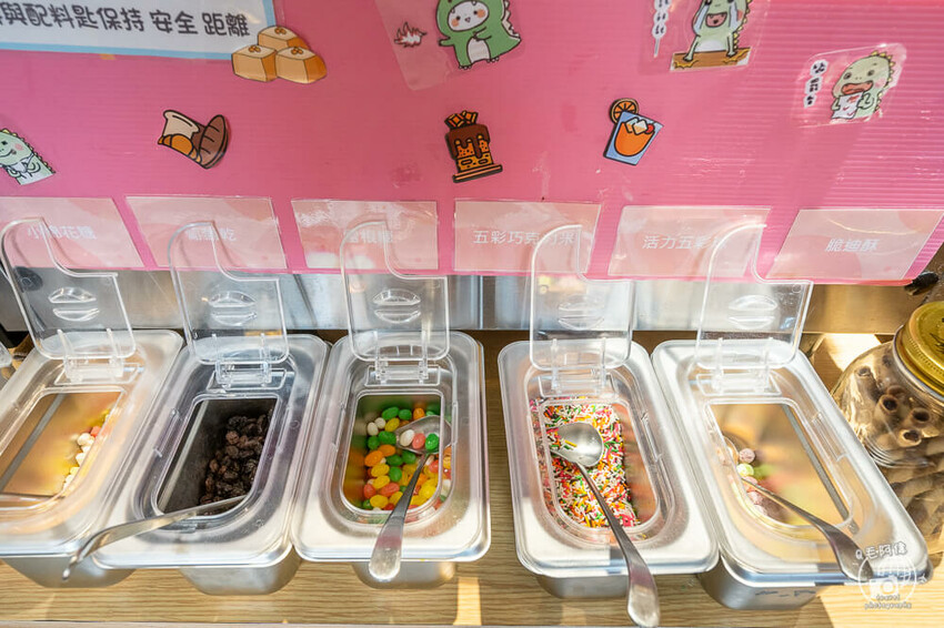 台中市北區肉多多火鍋台中進化店 | 這間台中鍋物連續3年網路評價第1！最低349元起還有免費自助吧～