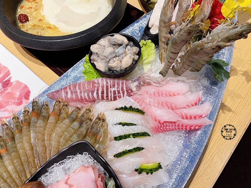 全台最大火鍋集團樂多多集團旗下爆紅名店肉多多火鍋來台中了,新菜單海陸雙絕真的超級威猛 - Cyndi love’s 享食天堂