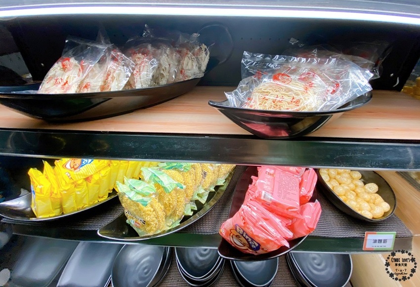 超浮誇16盎司肉蛋糕,生日慶生來肉多多火鍋 蔬食吧吃到飽還有爆炒火鍋冬天吃最對味 - Cyndi loves享食天堂