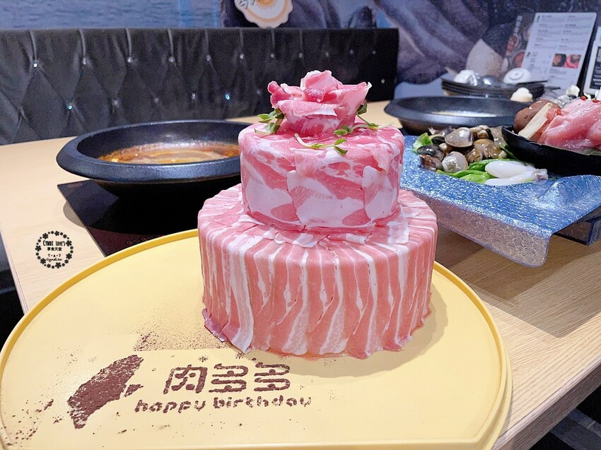 全台最大火鍋集團樂多多集團旗下爆紅名店肉多多火鍋來台中了,新菜單海陸雙絕真的超級威猛 - Cyndi love’s 享食天堂