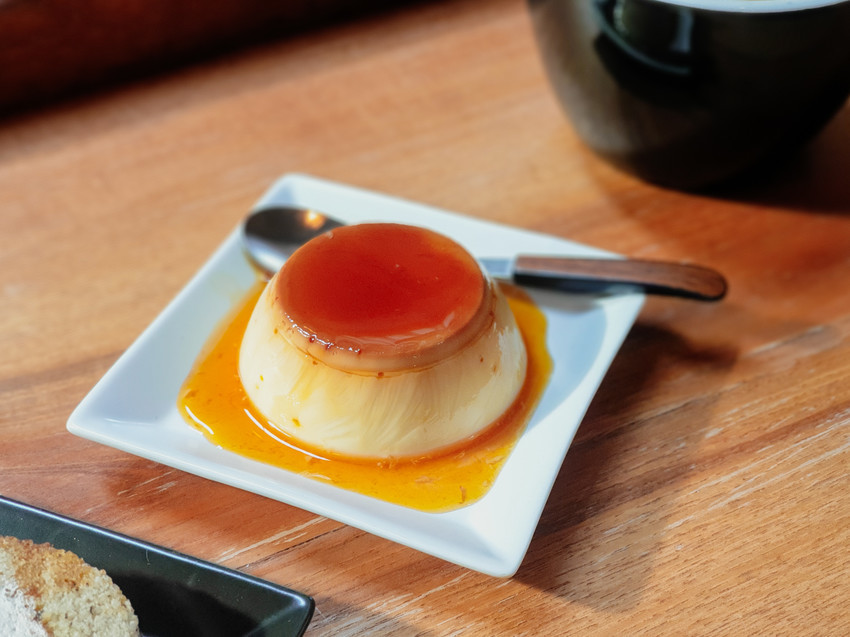 source: imgur.com 高雄美食||4C倉庫咖啡-超隱密的設計咖啡館,藏在倉庫群裡||鼓山區、不限時咖啡廳