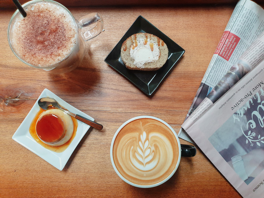 source: imgur.com 高雄美食||4C倉庫咖啡-超隱密的設計咖啡館,藏在倉庫群裡||鼓山區、不限時咖啡廳