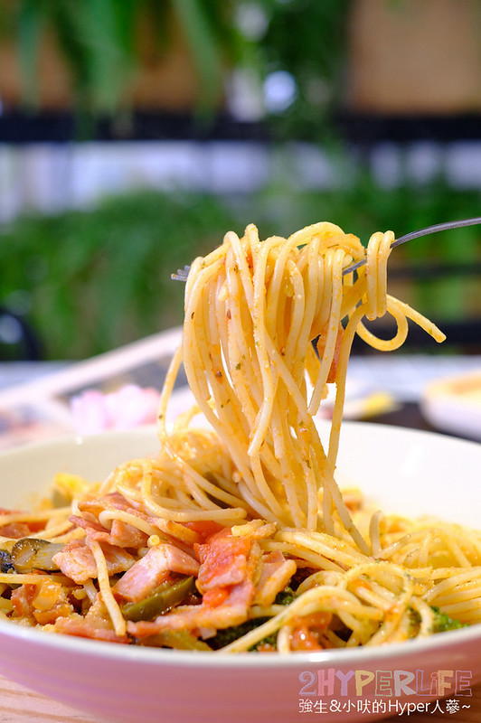 coepi,coepi咖啡廳,可艾比咖啡餐館,台中咖啡,台中咖啡廳推薦,台中大里咖啡廳推薦,台中定食,台中簡餐,台中美食,大里咖啡館,大里好吃,大里好吃簡餐,大里定食,大里簡餐推薦,大里纖維工藝博物館,大里美食推薦 @強生與小吠的Hyper人蔘~