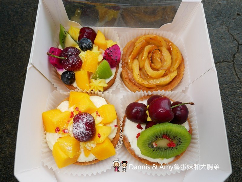 《新竹甜點推薦》小麻雀手作法國甜點。甜而不膩做給家人的好吃甜點。限量可客製可宅配︱臺大醫院新竹分院附近(影片) 《新竹甜點推薦》小麻雀手作法國甜點。甜而不膩做給家人的好吃甜點。限量可客製可宅配︱臺大醫院新竹分院附近(影片)