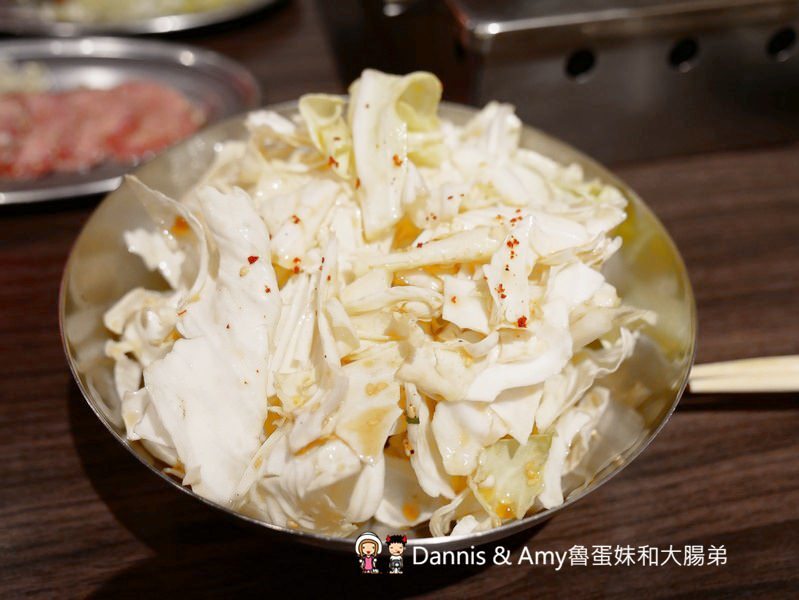 《新竹燒肉店》大阪燒肉燒魂Yakikon新竹店。貼心桌邊燒肉服務品嚐優質肉品的美味︱新竹火車站附近餐廳推薦(影片) 《新竹燒肉店》大阪燒肉燒魂Yakikon新竹店。貼心桌邊燒肉服務品嚐優質肉品的美味︱新竹火車站附近餐廳推薦(影片)