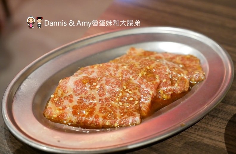 《新竹燒肉店》大阪燒肉燒魂Yakikon新竹店。貼心桌邊燒肉服務品嚐優質肉品的美味︱新竹火車站附近餐廳推薦(影片) 《新竹燒肉店》大阪燒肉燒魂Yakikon新竹店。貼心桌邊燒肉服務品嚐優質肉品的美味︱新竹火車站附近餐廳推薦(影片)