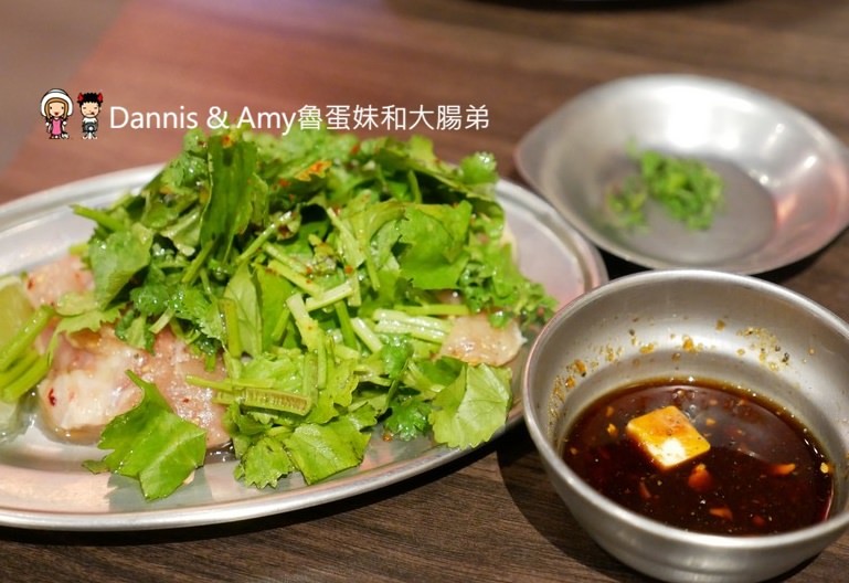 《新竹燒肉店》大阪燒肉燒魂Yakikon新竹店。貼心桌邊燒肉服務品嚐優質肉品的美味︱新竹火車站附近餐廳推薦(影片) 《新竹燒肉店》大阪燒肉燒魂Yakikon新竹店。貼心桌邊燒肉服務品嚐優質肉品的美味︱新竹火車站附近餐廳推薦(影片)