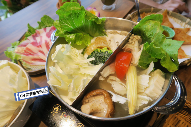 老椰兄新泰式料理.泰式餐廳.泰式鴛鴦鍋.椰奶.檸檬香茅.泰式打拋豬煎餃.個人定食.ATT 4 Recharge