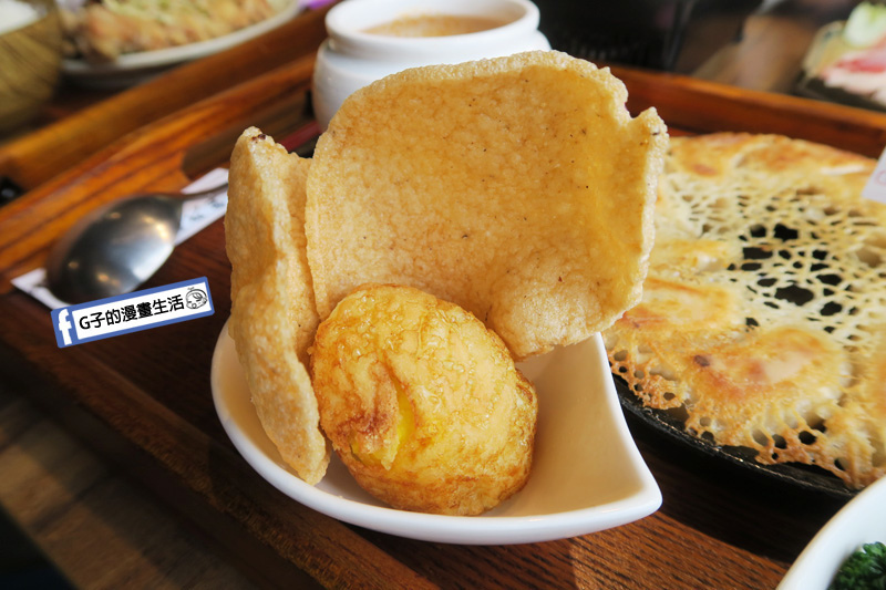 老椰兄新泰式料理.泰式餐廳.泰式鴛鴦鍋.椰奶.檸檬香茅.泰式打拋豬煎餃.個人定食.ATT 4 Recharge