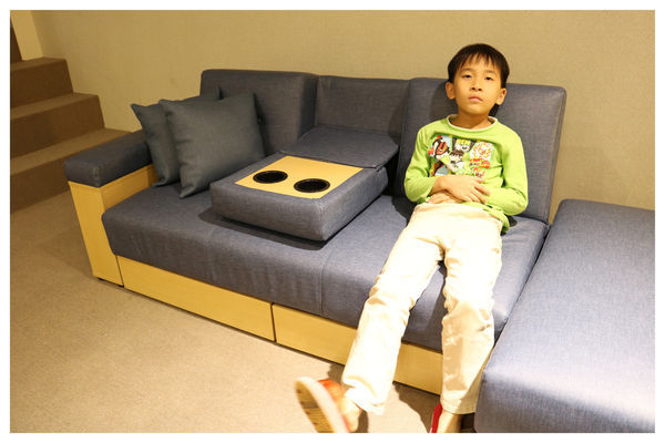 台中平價家具/首購新屋/省荷包必逛,高CP值家具店~多瓦娜家居/台中南屯門市!