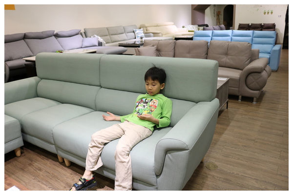 台中平價家具/首購新屋/省荷包必逛,高CP值家具店~多瓦娜家居/台中南屯門市!