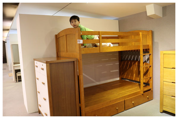 台中平價家具/首購新屋/省荷包必逛,高CP值家具店~多瓦娜家居/台中南屯門市!