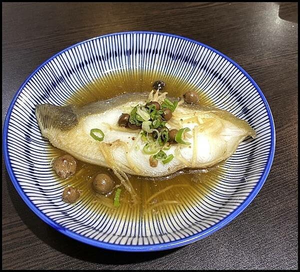 【台中大里美食推薦】秋意濃濃就是來【霸氣螃蟹海鮮粥 】新品松 【台中大里美食推薦】秋意濃濃就是來【霸氣螃蟹海鮮粥 】新品松