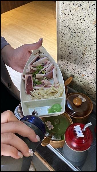 【台中大里美食推薦】秋意濃濃就是來【霸氣螃蟹海鮮粥 】新品松 【台中大里美食推薦】秋意濃濃就是來【霸氣螃蟹海鮮粥 】新品松