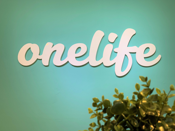 【南投住宿】魚樂魚池 背包客棧 ￭ 魚光窯烤 手作麵包 x 包含免費早餐、鄰近日月潭║南投青年旅館推薦、南投背包客棧推薦、日月潭伴手禮推薦