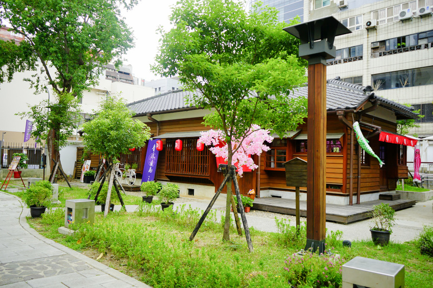 桃園｜青沐煮雨 人文茶館 (桃園77藝文町) 桃園火車站美食，在日式宿舍裡品嘗港式茶點
