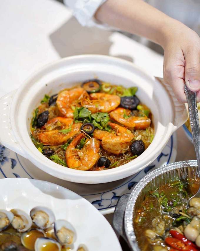 台中中式熱炒店『南村食堂』30年總舖師坐鎮。嚴選食材、大份量、聚餐首選！(提供場地租借)