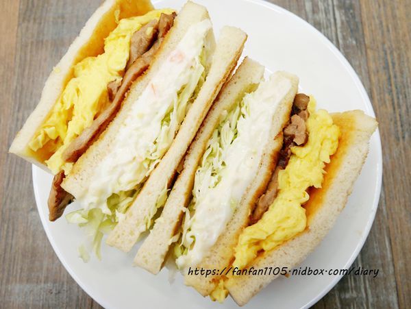 【板橋肉蛋吐司 薯泥三明治】夾到肉薯泥肉蛋三明治 #肉蛋吐司 #薯泥三明治 #三明治 (8).JPG