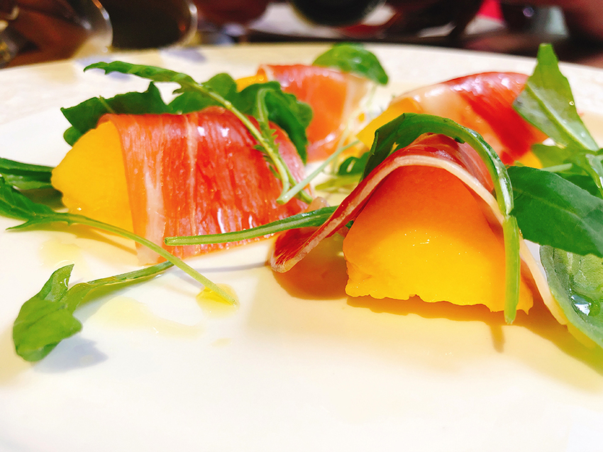 蝸牛,蝸牛義大利餐廳,蝸牛義大利餐廳停車場,我不是他媽媽,天母美食祭,芝山美食,天母必吃,食尚玩家推薦天母美食,台北舒肥牛排,天母舒肥牛排