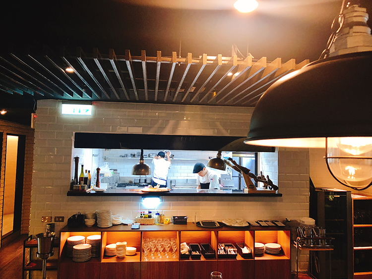 蝸牛,Snail蝸牛歐義餐廳,天母歐式料理,天母巷弄美食,天玉里美食,韓國瑜美食,天母國小,日僑學校,日僑學校美食,章魚哥,我不是他媽媽,天母圓環,天母市集