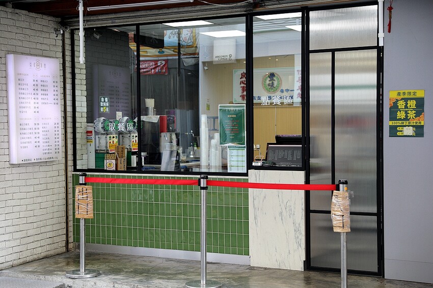 綠豆控喝起來！真材實料 採用崙背鮮乳 綿密滑順的綠豆沙牛奶 濃郁香醇超對味