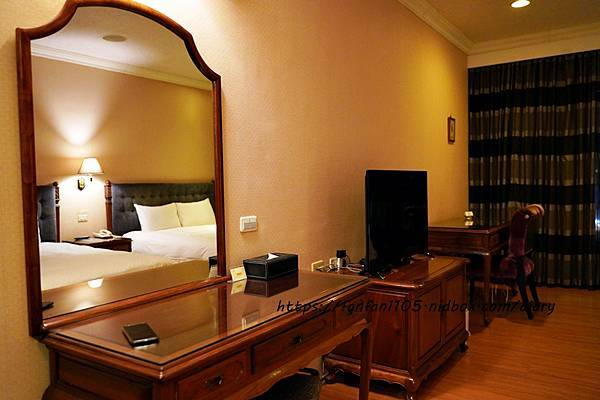 【嘉義住宿】佳仕堡商務飯店 現點現做早餐 房間寬敞 #嘉義交流道下 #嘉義平價住宿 #嘉義太保 (7).JPG