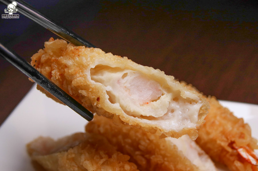 獨家特製風味之鋒勝 豚王豬排亭,必吃 打狗町炸豬排、鋒勝老兵咖哩、鮮味炸海老 - 跟著尼力吃喝玩樂&親子生活