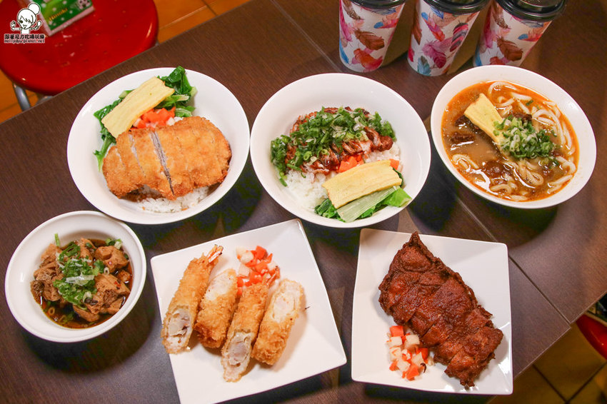 獨家特製風味之鋒勝 豚王豬排亭,必吃 打狗町炸豬排、鋒勝老兵咖哩、鮮味炸海老 - 跟著尼力吃喝玩樂&親子生活
