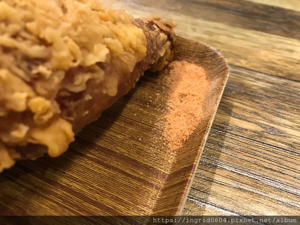 老司鷄炸全雞專賣店 第一次吃到超酷超適合打卡的炙燒起司"炸全雞"