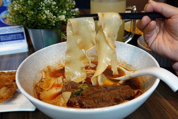 淡水老街必吃美食餐廳-柴米夫妻中式麵館,柴米夫妻菜單、價格、評價 (22).jpg