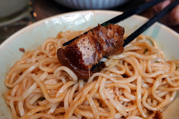 淡水老街必吃美食餐廳-柴米夫妻中式麵館,柴米夫妻菜單、價格、評價 (28).jpg