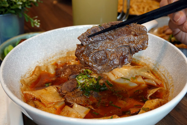 淡水老街必吃美食餐廳-柴米夫妻中式麵館,柴米夫妻菜單、價格、評價 (23).jpg