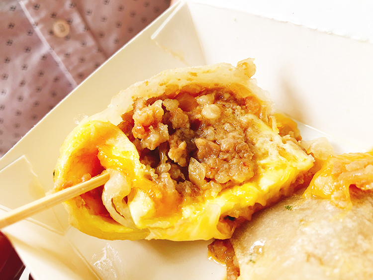 Chance Toast, 牽絲吐司,忠孝新生美食,華山美食,阜杭豆漿,市民大道美食,北科大,忠孝國小,炭烤吐司,熱壓吐司,阿姐碳炭烤三明治