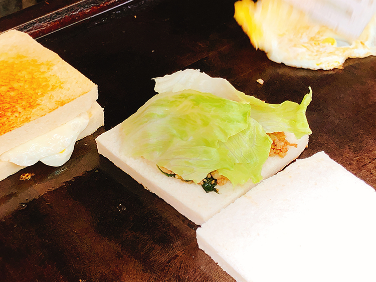 Chance Toast, 牽絲吐司,忠孝新生美食,華山美食,高三孝,滿樂鐵板吐司,金花碳烤吐司,光華商場,光華商圈美食,建國花市美食