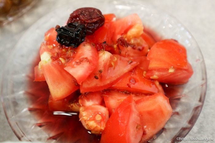 宜蘭必吃小吃店～拾松｜西魯肉飯。紅油蝦仁炒手。蘭陽芋泥｜宜蘭一日遊行程美食景點推薦