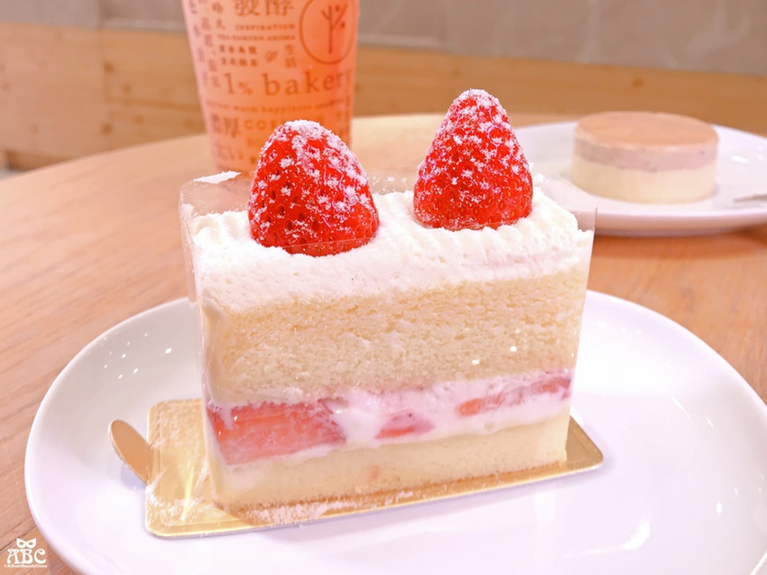 台中甜點美食1%bakery乳酪蛋糕台中黎明草莓季限定