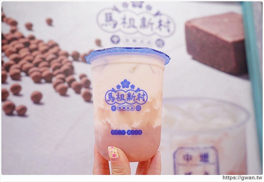 桃園人氣車輪餅來逢甲~買一送一人潮橫跨三店面,初一十五還有限定發財餅!